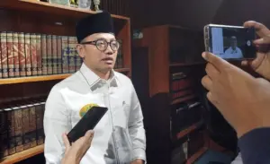 Gus Salam: PWNU-PCNU Rindukan Kepemimpinan PBNU Teduh dan Berintegritas Foto BeritaJatim.com