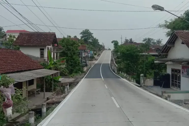 Pemkab Blitar Ajukan Rp174 Miliar ke Pusat untuk Jalan, Jembatan, dan Irigasi Foto BeritaJatim.com