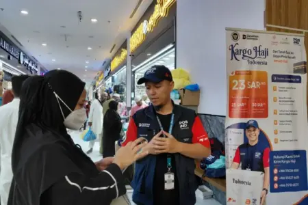 Jemaah Haji Bisa Kirim Oleh-oleh dari Makkah Lewat Kargo Pos Indonesia, Bebas Pajak Foto BeritaJatim.com