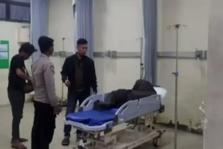 Diejek ‘Skena’, Pemuda Asal Surabaya Dikeroyok Tujuh Orang di Bangkalan Foto BeritaJatim.com
