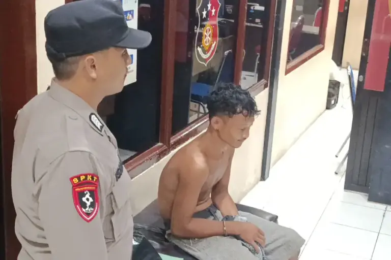 Kepergok Beraksi saat Acara Lamaran, Maling Motor di Lumajang Ditangkap Warga Foto BeritaJatim.com