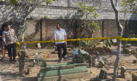 Dugaan Penganiayaan Menguat, Polisi Jombang Siap Bongkar Makam Wanita yang Tewas di Kamar Kos Jogoroto Foto BeritaJatim.com