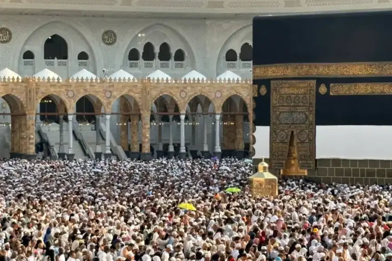Jemaah Haji Gelombang II Mulai Bergeser dari Makkah ke Madinah Hari Ini Foto BeritaJatim.com