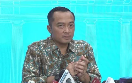 Gibran Tidak Duduk di Samping Prabowo, Ini Penjelasan Mensesneg Foto BeritaJatim.com
