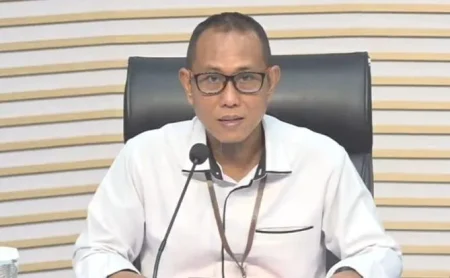 KPK Tahan 3 Tersangka Kasus Korupsi Pokmas Provinsi Jawa Timur Foto BeritaJatim.com