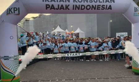 Pecahkan Rekor MURI, IKPI Gelar Gerak Jalan Serentak di 40 Kota Foto BeritaJatim.com
