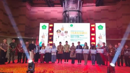 Luncurkan Beasiswa untuk 4.000 Penerima, Bupati Sidoarjo Targetkan SDM Unggul Foto BeritaJatim.com