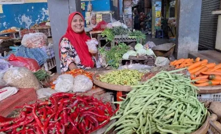 Pasar Tradisional di Lamongan Pertengahan Juli: Harga Sayuran Naik Foto BeritaJatim.com