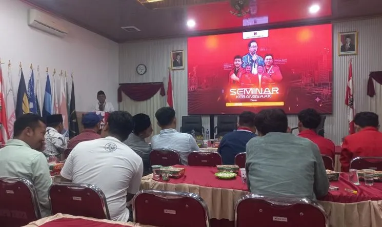 GMNI Sampang Gelar Seminar Kebangsaan, Tema 2045 Indonesia Emas Atau Indonesia Cemas Foto BeritaJatim.com