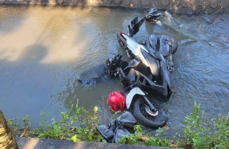 Tragis! Motor Hilang Kendali, Pelajar SMP Tewas di Jalan Wungu–Kare Madiun Foto BeritaJatim.com