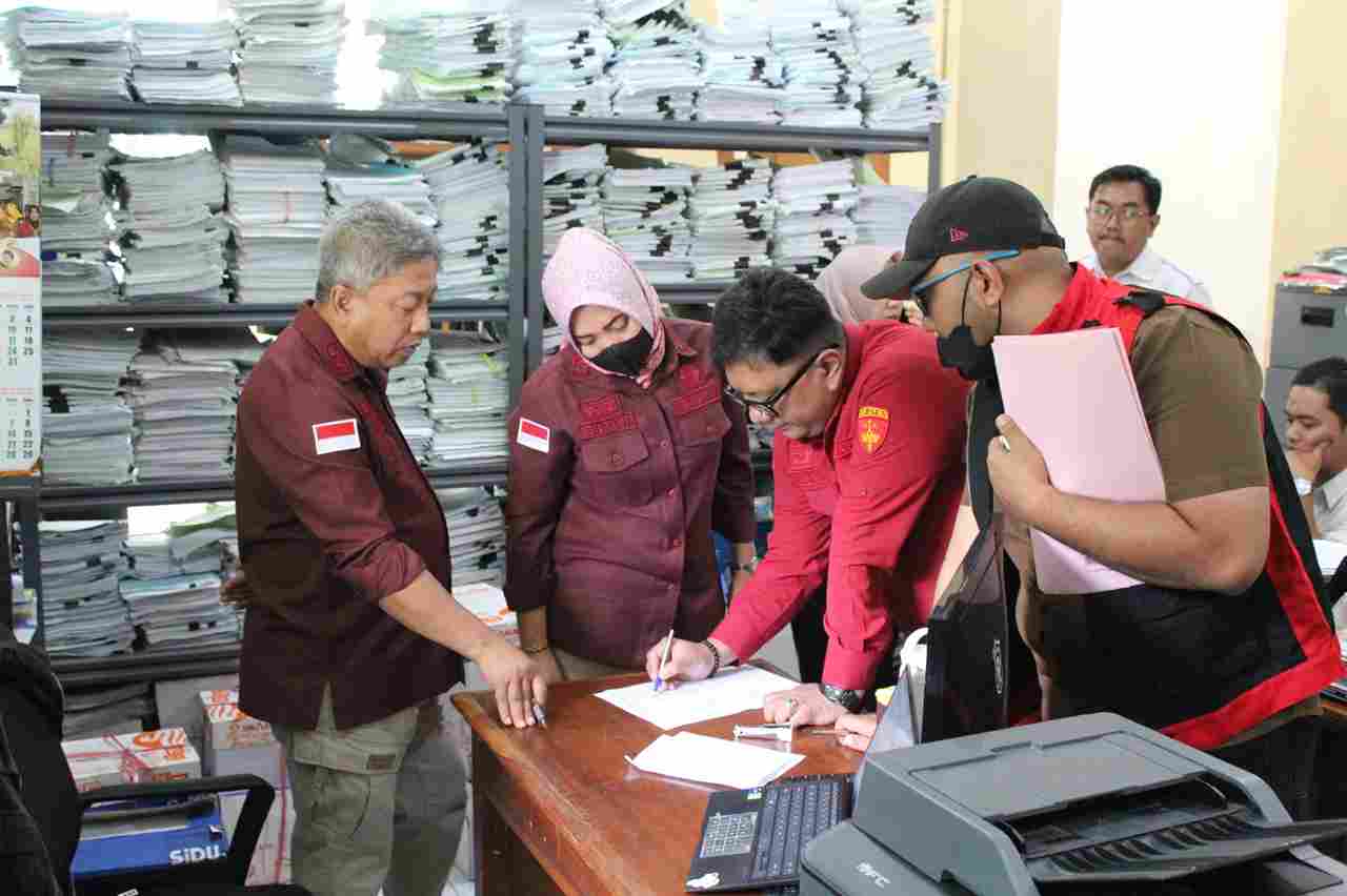 Kejari Kabupaten Malang Kantongi Bukti Lain Dugaan Korupsi Pengadaan Ambulance | beritajatim.com