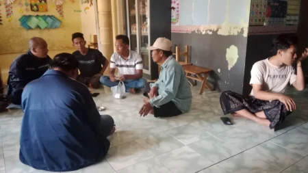 Motif Terungkap, Kakek Nekat Bacok Operator Sekolah di Probolinggo karena Bela Cucu Foto BeritaJatim.com