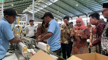 Investasi Rp200 Miliar Masuk Banyuwangi, Pabrik Kemasan Kaleng Modern Serap Ratusan Tenaga Kerja Foto BeritaJatim.com