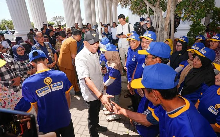 Kemensos Berdayakan Ratusan Penerima Bansos Jadi Penjual Roti Foto BeritaJatim.com