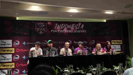 Dari Sidoarjo untuk Indonesia, IFFL Satukan Para Legenda Sepak Bola dalam Misi Sosial Foto BeritaJatim.com
