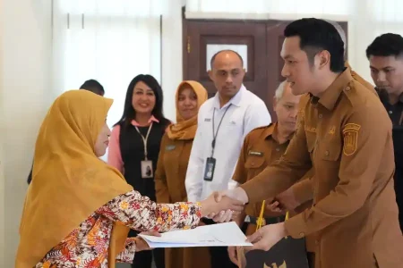 104 ASN Tuban Pensiun, Begini Pesan Bupati Foto BeritaJatim.com