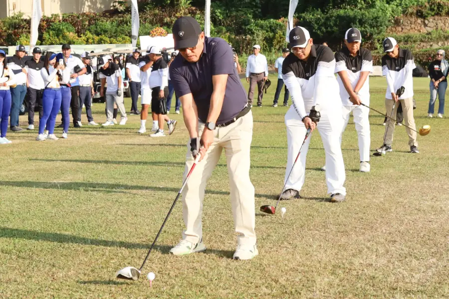 108 Alumni Universitas Brawijaya Ramaikan Turnamen Golf ABG 2026, Perkuat Jejaring Nasional Foto BeritaJatim.com