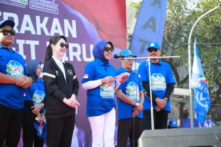 Wabup Sidoarjo Ajak Warga Tingkatkan Kepedulian Lingkungan dengan Menanam Pohon Foto BeritaJatim.com