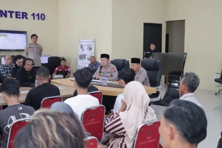 Polres Magetan Amankan 4 Remaja Pelaku Perusakan Rumah di Parang Foto BeritaJatim.com