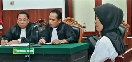 Mantan Staf SD Kristen Cita Hati Surabaya Didakwa Gelapkan Dana Sekolah Rp328 Juta Foto BeritaJatim.com