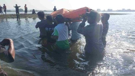 3 Nelayan Jember Terseret Ombak Saat Melaut, 1 Tewas di Pantai Selatan Lumajang Foto BeritaJatim.com