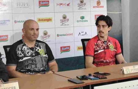 Persebaya Mulai Panaskan Mesin, Tavares Siapkan Rotasi dan Bidik Kondisi 100 Persen Foto BeritaJatim.com