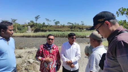 Jalan Berbahaya di Wonorejo Trisulo Kediri Telan Korban Tiap Tahun, DPRD Turun Tangan Foto BeritaJatim.com