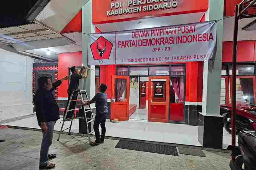 30 Tahun Kudatuli, DPC PDIP Sidoarjo Gelar Teatrikal Reka Ulang Peristiwa Foto BeritaJatim.com