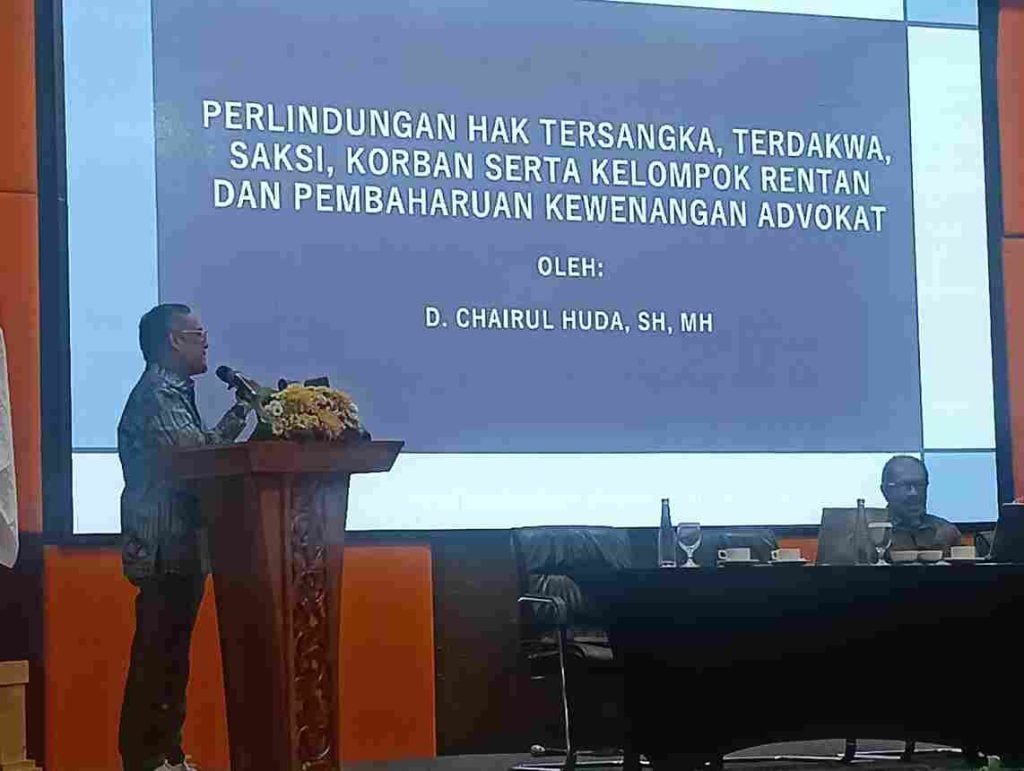 Catatan Kritis Dr Choirul Huda Tentang Atur Hak, Status, dan Peran Advokat di KUHAP Baru Foto BeritaJatim.com