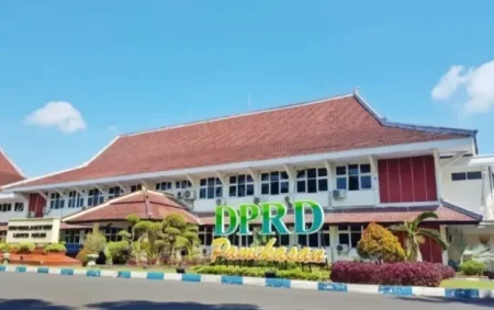 DPRD Pamekasan Kawal Ketat Komitmen Pemkab, BKPSDM Dipanggil Rapat Internal Foto BeritaJatim.com