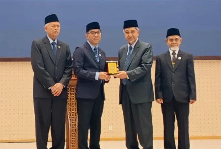 Menteri Brian: Indonesia Butuh Pemimpin Berintegritas, UNIDA Gontor Jawab dengan Pendidikan Holistik Foto BeritaJatim.com
