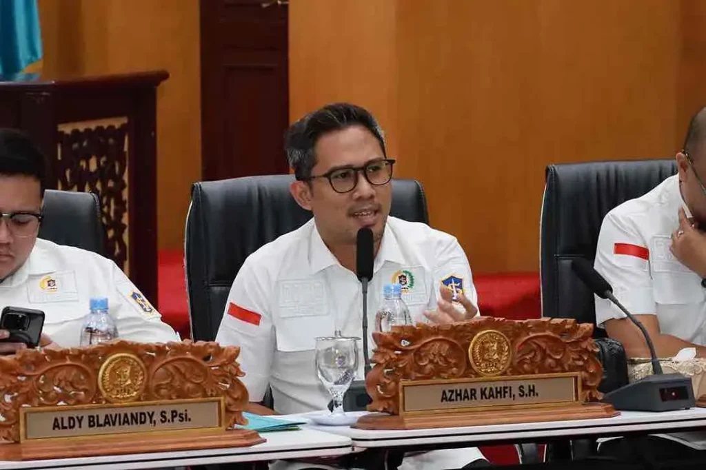 DPRD Surabaya Dukung Penolakan Warga Barata Jaya terhadap Rencana Toko Minuman Beralkohol Foto BeritaJatim.com