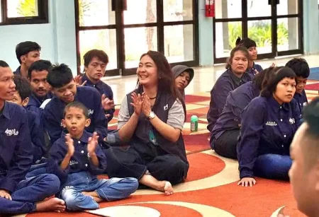 Hari Anak Nasional, Puluhan Anak Berkebutuhan Khusus di Surabaya Ikuti Kegiatan Kreatif dan Edukatif Foto BeritaJatim.com