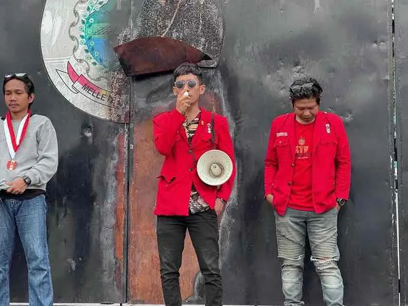 DPP GMNI Desak Evaluasi Manajemen Kebun Binatang Surabaya, Dugaan Korupsi Pakan Satwa Dinilai Kejahatan Moral Foto BeritaJatim.com