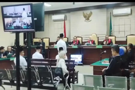 Mark-Up Anggaran Mamin Rp5,6 Miliar, 5 Terdakwa Korupsi Sosraperda Jember Divonis Bersalah Foto BeritaJatim.com