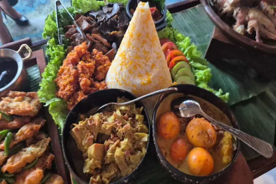 Vasa Hotel Surabaya Angkat Kuliner Tradisional Jawa Timur Foto BeritaJatim.com
