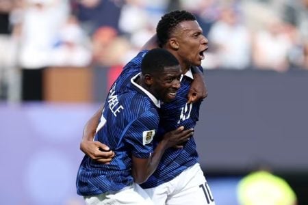Mbappe dan Dembele Ukir Sejarah Baru, Samai Rekor Ronaldo-Rivaldo Foto BeritaJatim.com