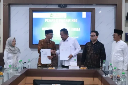 UNISDA Lamongan Gandeng Ombudsman RI, Perkuat Pendidikan dan Budaya Pelayanan Publik Berintegritas Foto BeritaJatim.com