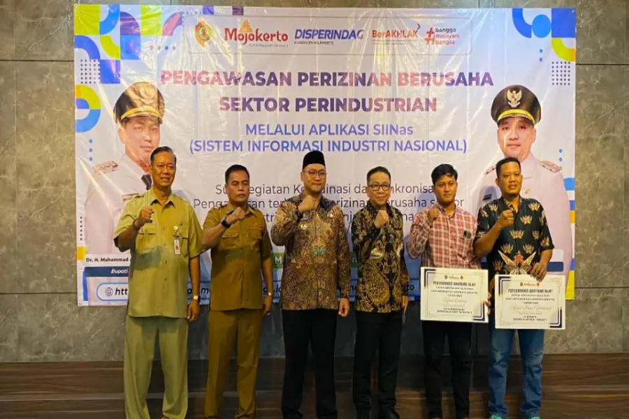 Wabup Rizal: Izin Usaha Risiko Jadi Kunci Bikin Industri Mojokerto Naik Kelas & Investasi Makin Aman Foto BeritaJatim.com