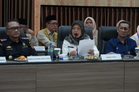 Bandara Dhoho Dibidik Layani Embarkasi Haji 2027, Pemkab Kediri Siapkan Infrastruktur Foto BeritaJatim.com
