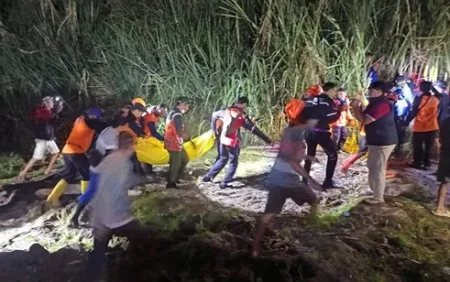 Berenang Bersama Teman, Remaja 16 Tahun di Madiun Tewas Tenggelam Foto BeritaJatim.com