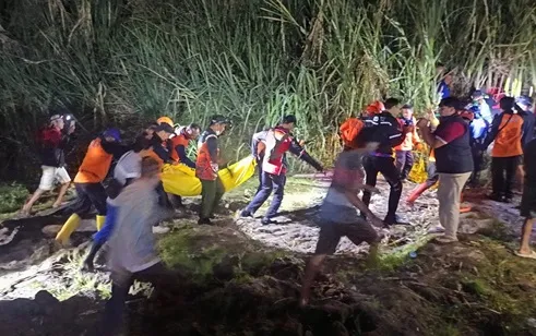 Berenang Bersama Teman, Remaja 16 Tahun di Madiun Tewas Tenggelam Foto BeritaJatim.com