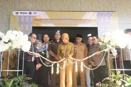 Mbak Wali Resmikan Gedung I RSUD Gambiran, Layanan Kesehatan Kota Kediri Makin Lengkap dan Modern Foto BeritaJatim.com