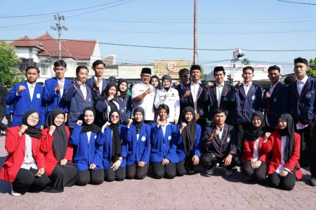 Hari Koperasi ke-79, Mbak Wali Ajak Mahasiswa dan Pelajar Bangun Koperasi Modern di Kota Kediri Foto BeritaJatim.com