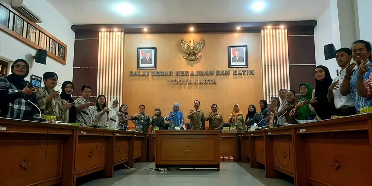 Tak Sekadar Membatik, Perajin Yogyakarta Dibekali Sertifikasi untuk Tingkatkan Kepercayaan Pasar | beritajatim.com