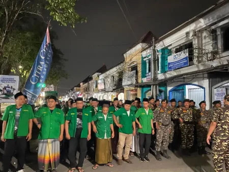 GP Ansor dan Banser Kabupaten Sidoarjo Gelar Apel Siaga dan Pernyataan Sikap Foto BeritaJatim.com