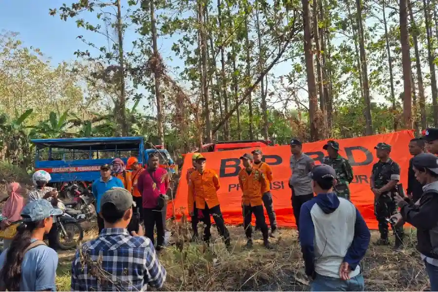 Pamit Cari Rumput Pakai Motor, Kakek 70 Tahun di Tuban Hilang Misterius di Hutan Wangun Foto BeritaJatim.com