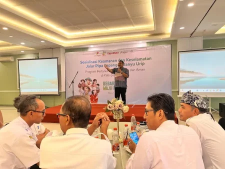 EMCL dan ELSAL Indonesia Gelar Sosialisasi Keselamatan Jalur Pipa Banyuurip di Tuban Foto BeritaJatim.com