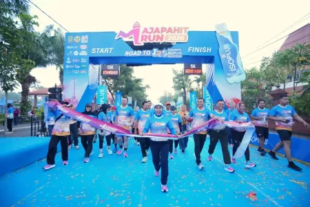 Pemkot Mojokerto Kampanyekan Gaya Hidup Sehat, Majapahit Run 2026 Jadi Magnet Ribuan Pelari Foto BeritaJatim.com