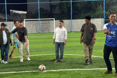 Fasilitas Padel hingga Mini Soccer Resmi Dibuka! Gus Barra Bocorkan Potensi Cuan Buat Pedagang UMKM Mojokerto Foto BeritaJatim.com